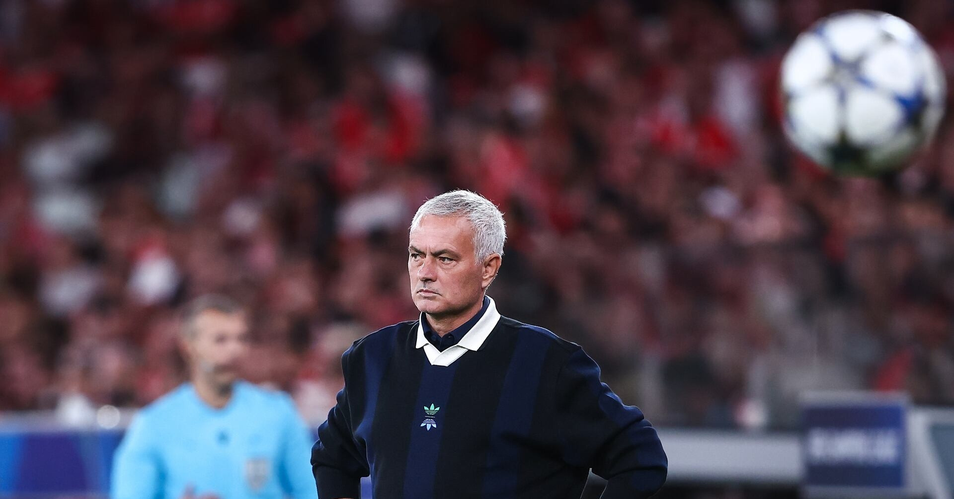 huấn luyện viên bóng đá xuất sắc nhất