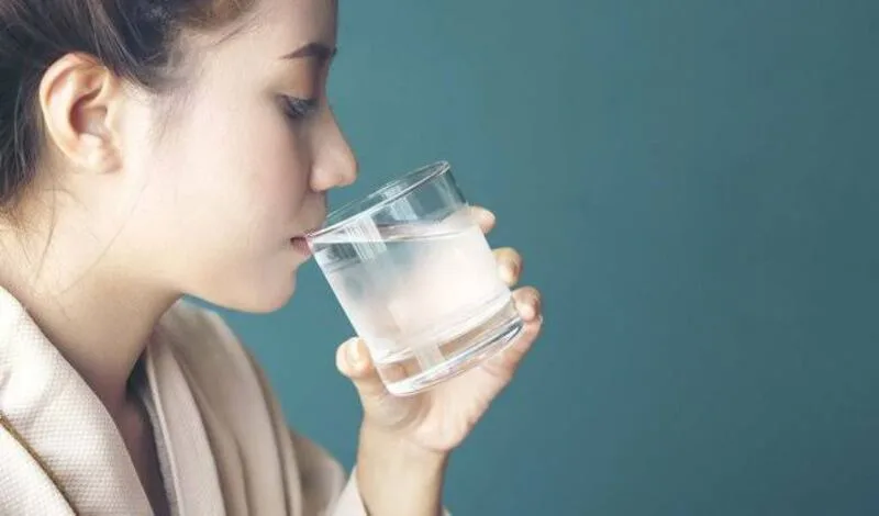 Nghiệm pháp OGTT đánh giá khả năng cơ thể xử lý glucose bằng cách đo đường huyết trước và sau khi uống dung dịch chứa lượng glucose tiêu chuẩn.