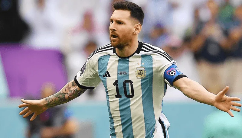 Khoảnh khắc Lionel Messi ăn mừng bàn thắng nghẹt thở trong trận chung kết World Cup 2022 vĩ đại.